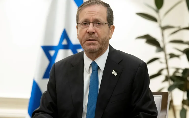 Decisão quanto ao Irã será tomada de modo a proteger povo de Israel, diz presidente israelense