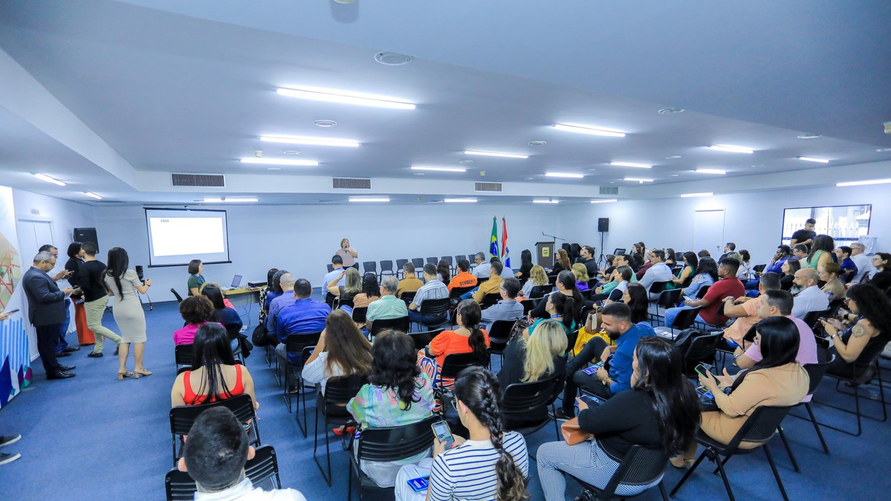 Governo de Alagoas orienta servidores sobre a modernização da gestão documental do Estado