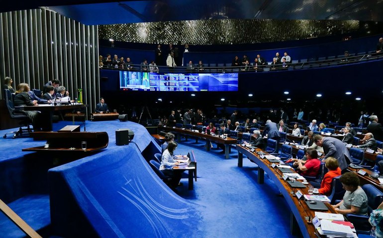 Senado analisa a compensação da desoneração da folha de pagamento