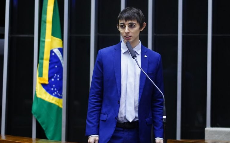 Projeto altera Código Florestal para proteger nascentes intermitentes