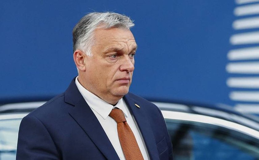 Orbán anuncia que pretende formar novo grupo parlamentar europeu com partido austríaco de extrema-direita 