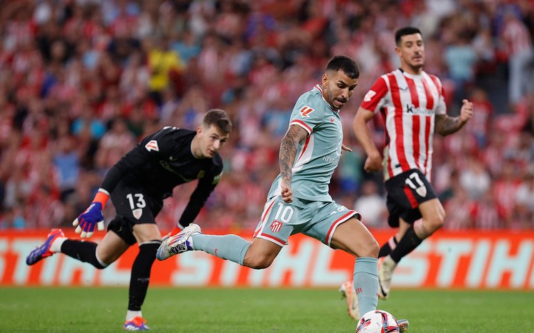 Correa marca nos acréscimos e garante a vitória ao Atlético de Madrid no Campeonato Espanhol