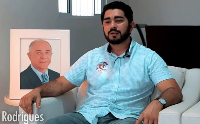 Jovem cirurgião dentista recebe apoio da comunidade e anuncia pré-candidatura a prefeito de Poço das Trincheiras em 2024