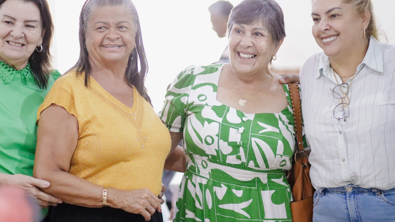 Célia Rocha reaparece em Palmeira dos Índios e levanta especulações sobre 2026