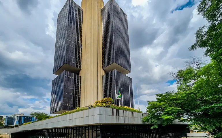Bancos poderão descontar aportes antecipados ao FGC