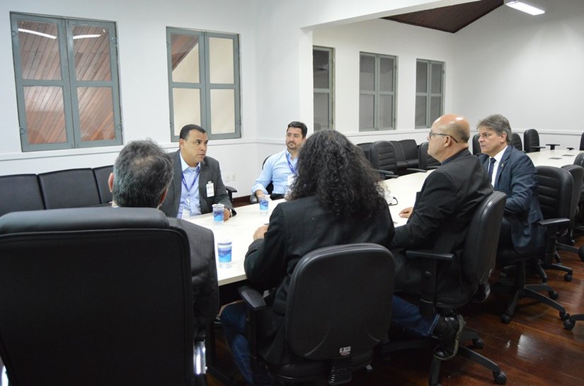 Vereadores de Maceió se reúnem com diretores da Equatorial em Alagoas