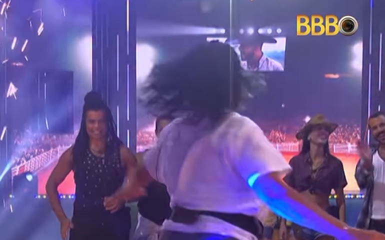 'BBB 25': Festa do Líder tem Vilma na pista de dança e alertas para aliados