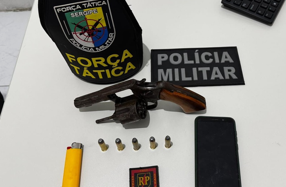 ARMAS PRESAS / Foto: Reprodução: Foto PM