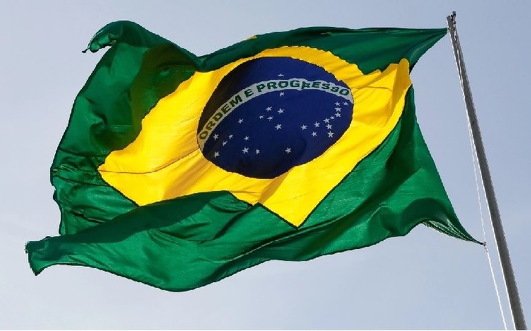 PMI composto do Brasil sobe para 50,7 em março, diz S&P Global; PMI de serviços avança a 51,8