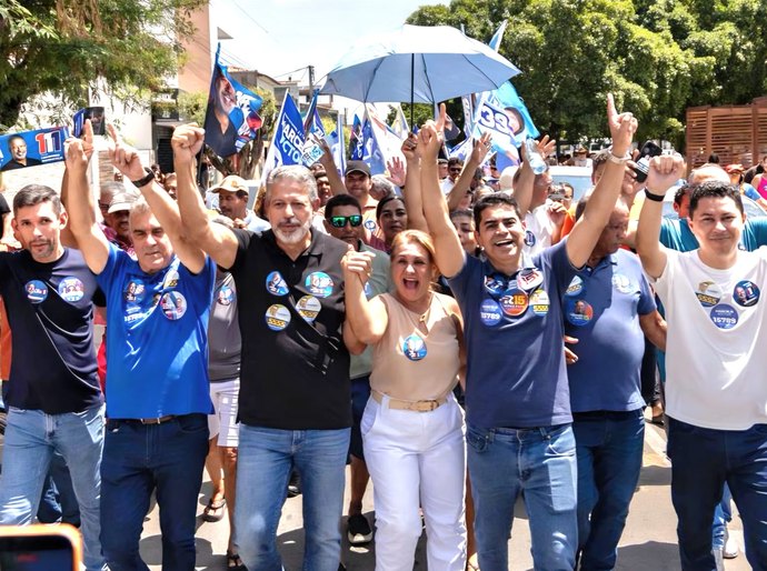 Pão de Açúcar, Palestina, Major Isidoro, Santana e Monteirópolis vão às ruas com Arthur Lira: “Queremos um Senado forte, que lute pelo pleno desenvolvimento do Sertão”