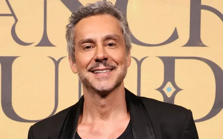 Alexandre Nero encontra Reginaldo Faria e celebra gerações de 'Vale Tudo'