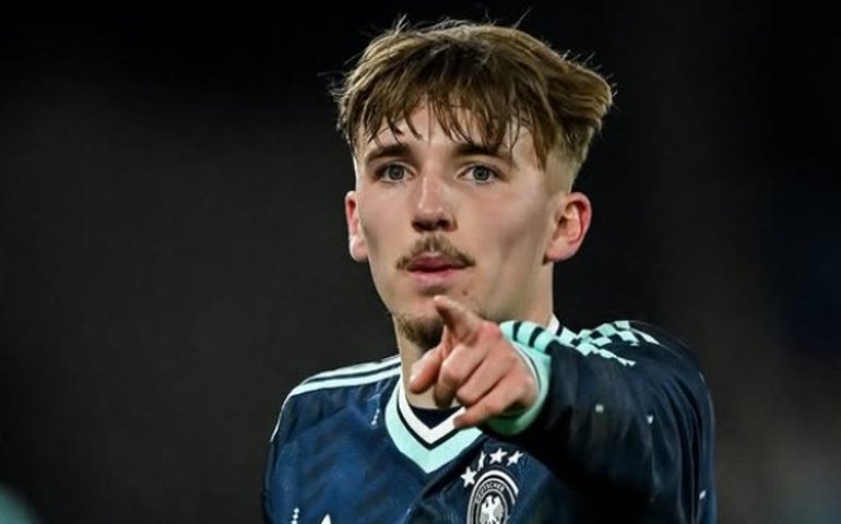 Lennart Karl é cortado da Copa do Mundo por lesão, e Alemanha convoca Assan Ouédraogo