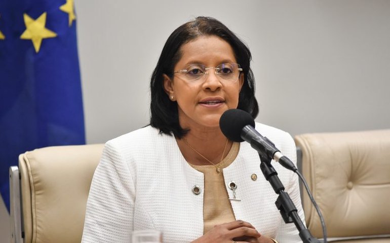 Comissão aprova proibição de usucapião por agressor em casos de violência doméstica