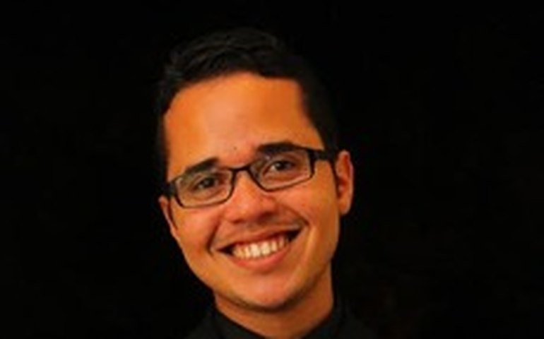 Quinta no Arena encerra temporada com o tenor Daniel Lima