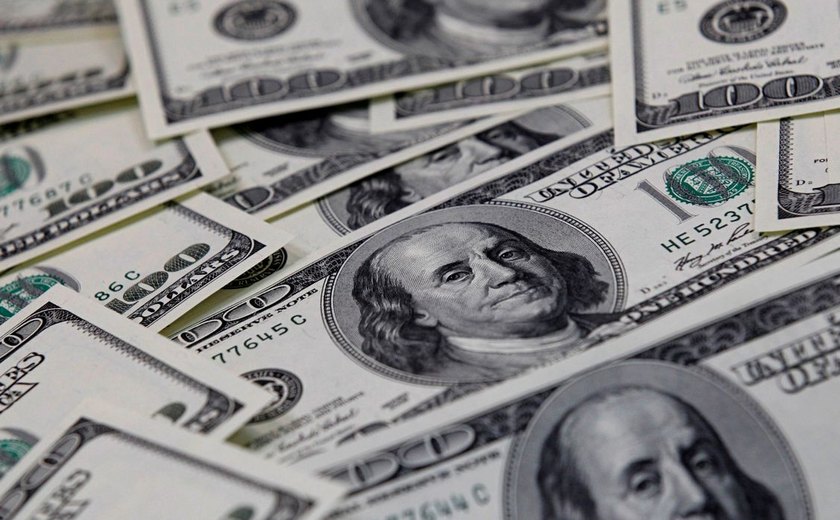 Dólar cai para R$ 5,19 em dia de feriado nos Estados Unidos