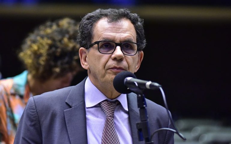 Câmara aprova acordo de adesão do Brasil à Organização Europeia para Pesquisa Nuclear