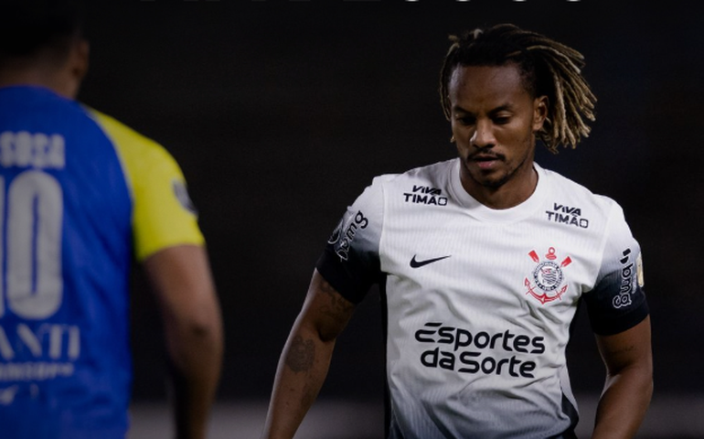 Corinthians perde gols, 'desliga' defesa e sofre empate com gosto de derrota na Venezuela