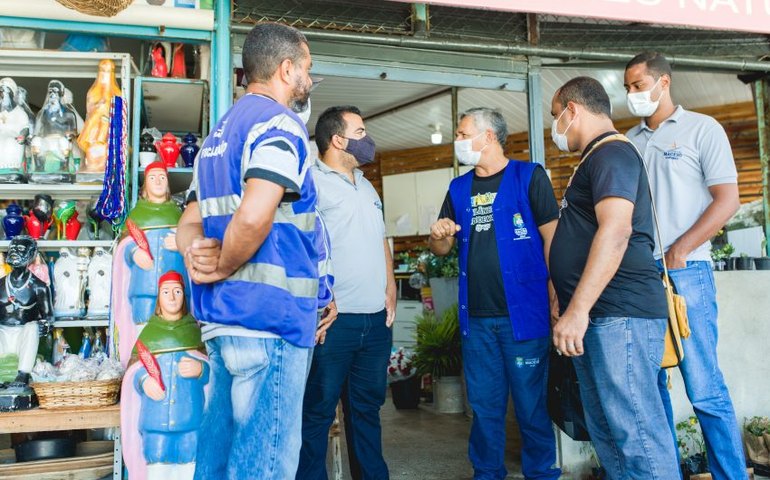 Mercados públicos recebem ação do Maceió Unida Contra a Dengue