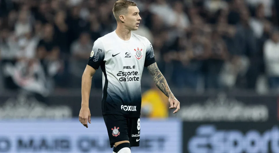 Charles atuando pelo Corinthians