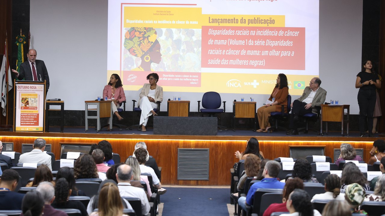 Câncer de mama: mulheres negras morrem 3,8 vezes mais que brancas