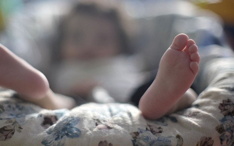 Bebê é submetido a cirurgia na língua sem autorização da família em hospital de SP