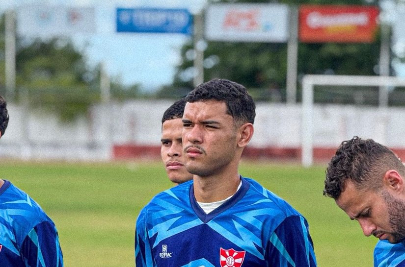 Centroavante alagoano, Miqueias acredita em recuperação do Penedense na Série D