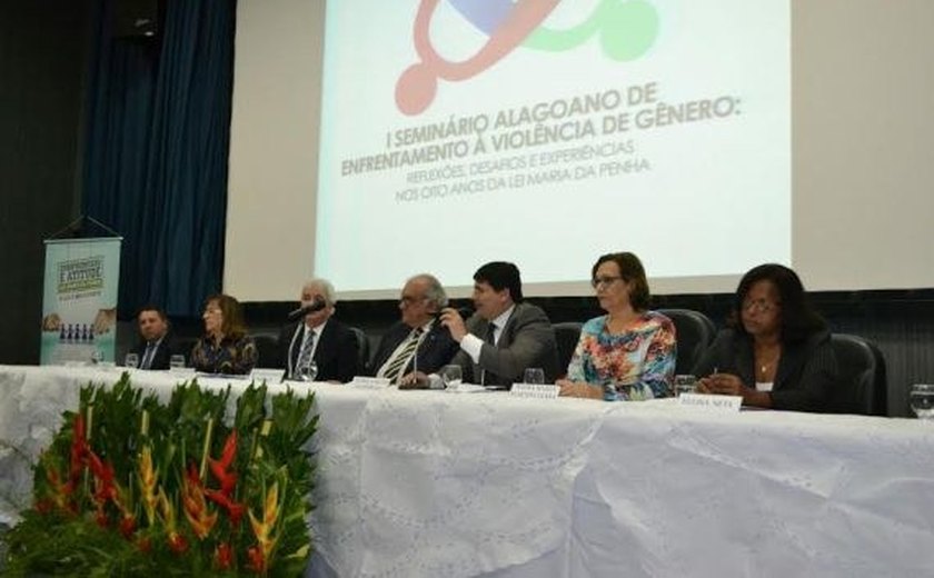 Defensoria inicia Seminário de Enfrentamento à Violência de Gênero