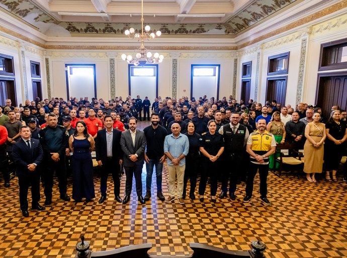 Vice-prefeito participa de aula inaugural de curso de tiro para guardas municipais