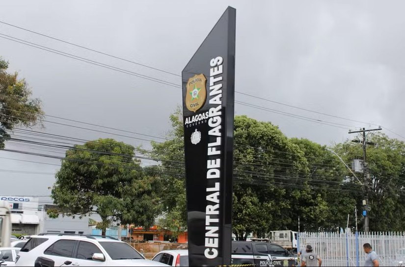 Mulher é autuada por stalking após perseguir família com criança em shopping de Maceió