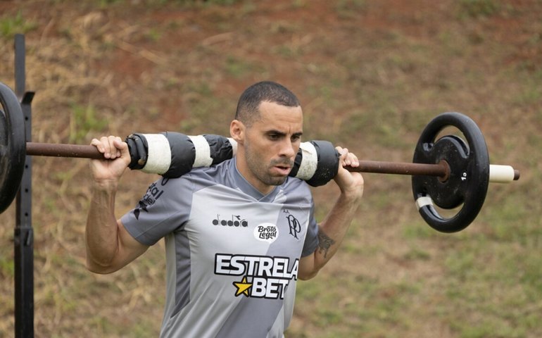 Reforço da Ponte Preta, volante Dudu Vieira projeta acesso na Série B: 'Garra, luta e entrega'