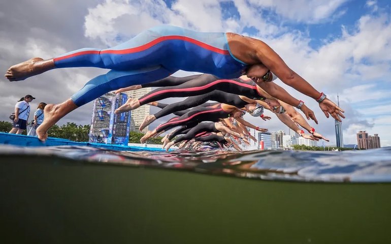 Brasil termina em sexto lugar no revezamento misto em águas abertas no Mundial de Fukuoka