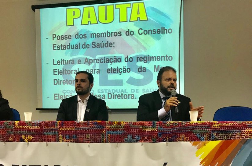 Deputado Léo Loureiro participa de posse do Conselho Estadual de Saúde