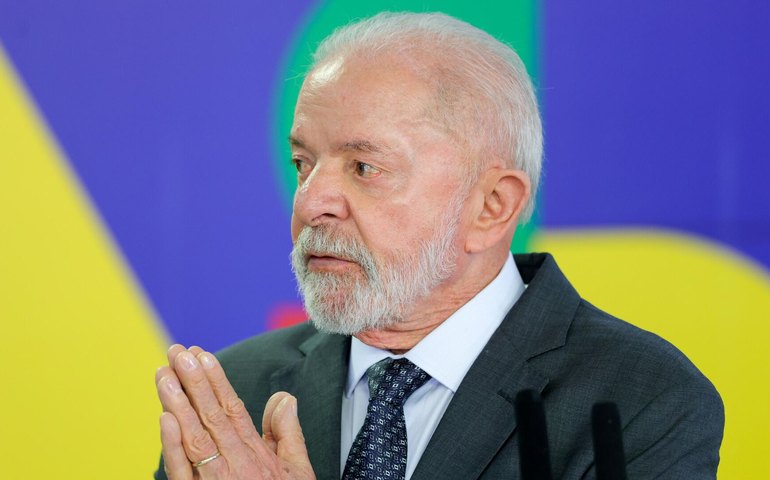 Requerimento para ouvir filho de Lula na CPMI pressiona governo às vésperas de 2026