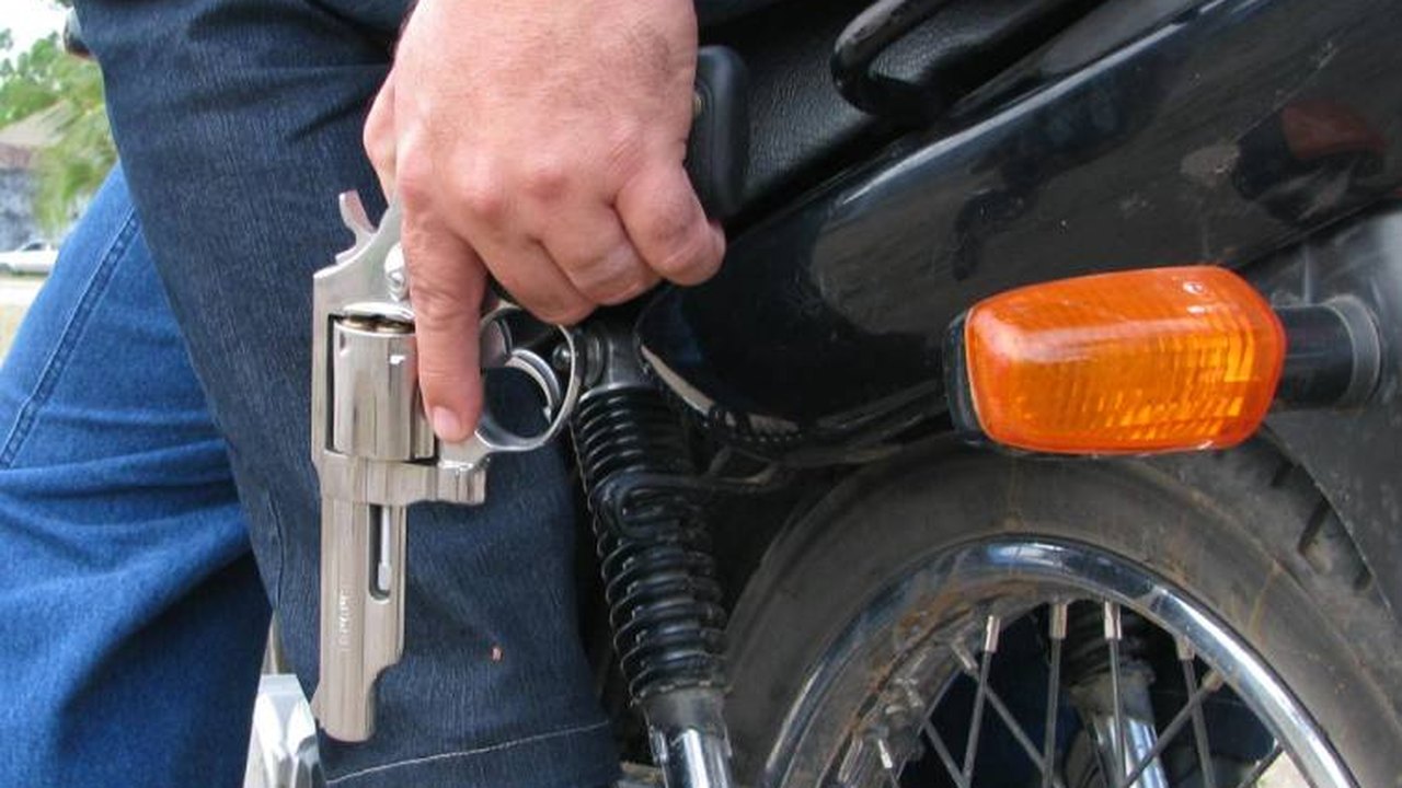Doze pessoas são presas e 11 armas apreendidas no Sertão