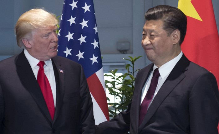 'Erro estratégico': Trump beneficia a China ao ameaçar impor tarifas de 25% a produtos do México