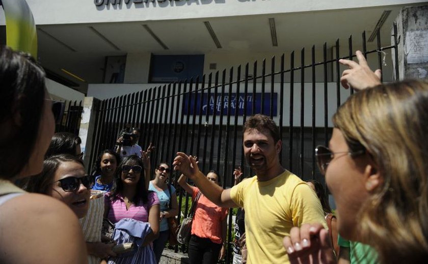 Estudantes podem se inscrever no Fies a partir desta terça-feira