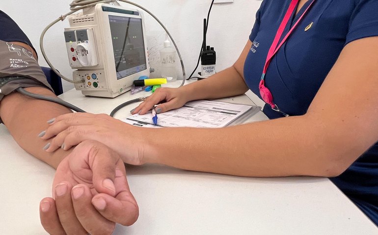 Médico alerta para riscos da pressão alta e diabetes, doenças silenciosas que podem ser fatais