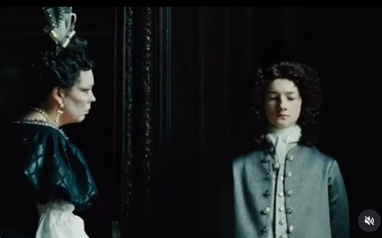 'Emmanuelle' ganha trailer com Naomi Watts e ator de 'The White Lotus'