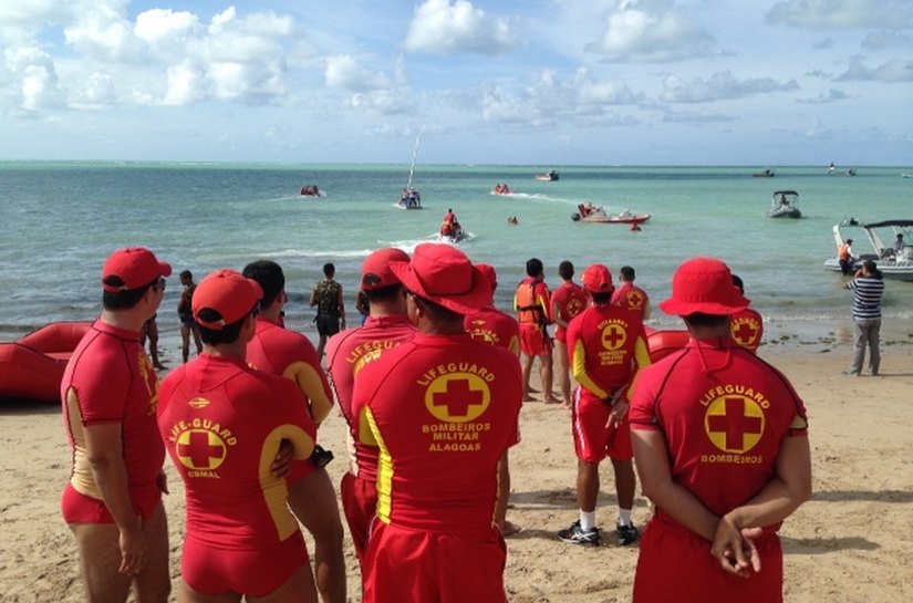 Defesa Civil Estadual realiza simulado integrado na orla de Pajuçara