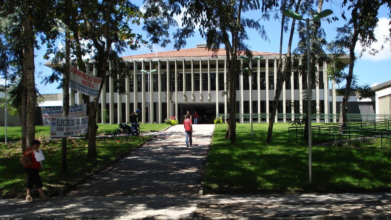 Fortes chuvas suspendem atividades presenciais na UFAL em Maceió, Rio Largo e Viçosa