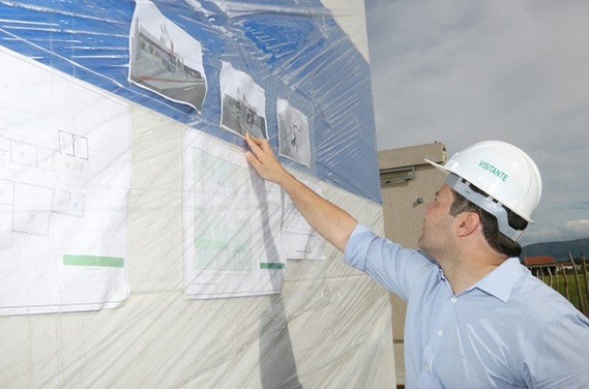 Renan Filho leva ações de Educação e Segurança para São José da Tapera