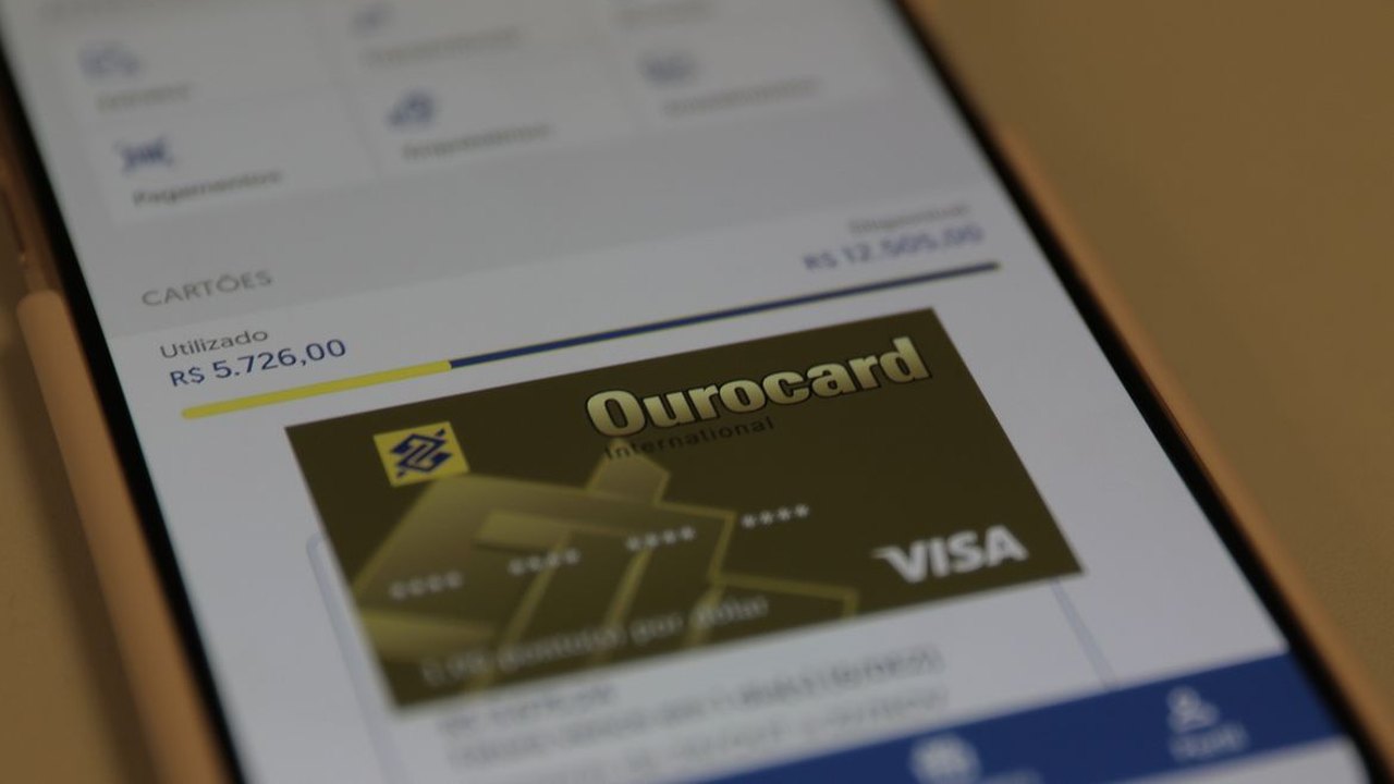 Operação da polícia desarticula esquema de fraudes no Banco do Brasil