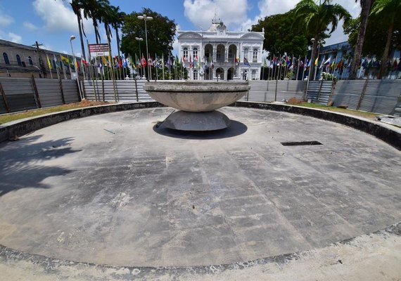 Obras vão devolver o glamour da Praça dos Martírios