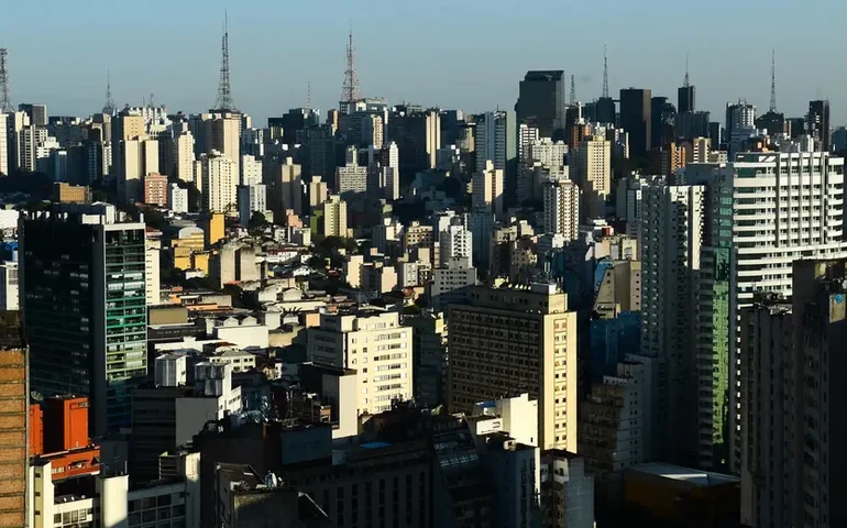 Secovi-SP: venda de imóvel novo dispara 63,4% em outubro, para 11,4 mil unidades