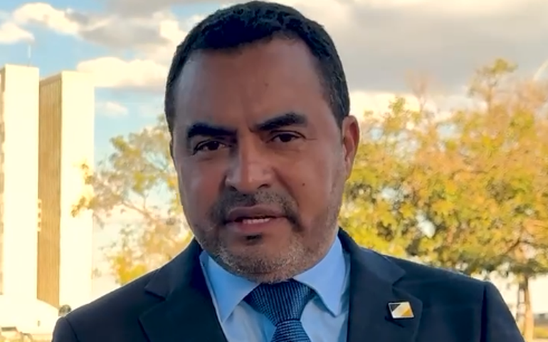 Após Barroso negar habeas, governador do Tocantins faz nova investida para retomar o cargo