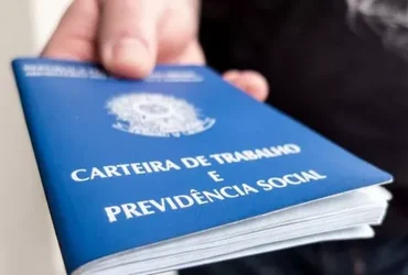 108319221_agencia-brasil_carteiradetrabalho