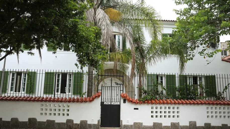 Casa usada em gravações de “Ainda Estou Aqui” atrai fãs e curiosos