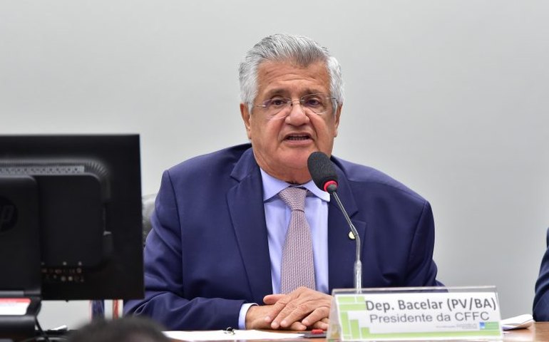 Comissão promove seminário sobre aperfeiçoamento do controle externo nos três níveis da Federação