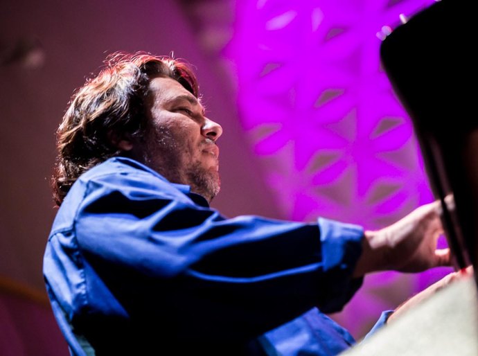 Jazz Panorama ao Vivo recebe Kiko Continentino em 24 de outubro
