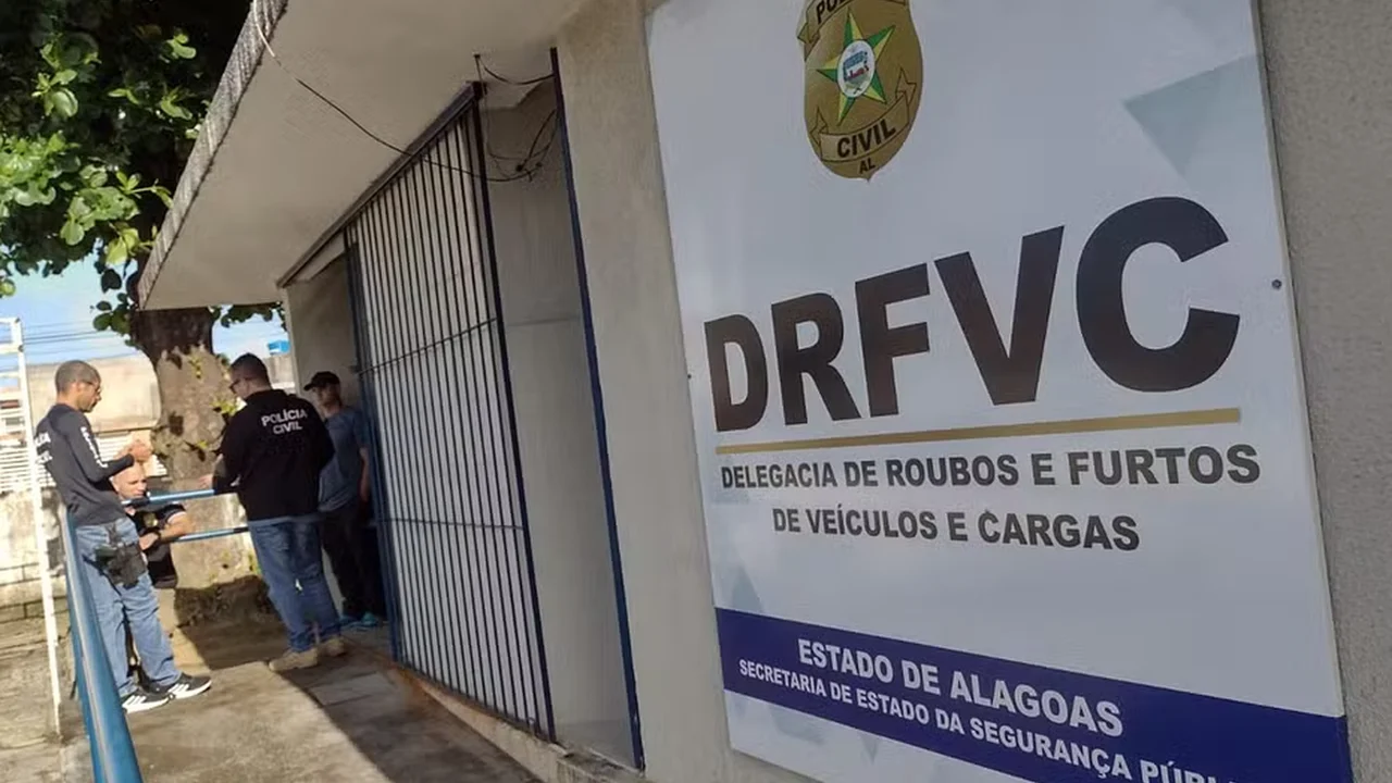 Falso especialista em Citroën é preso suspeito de golpes e desmanche ilegal